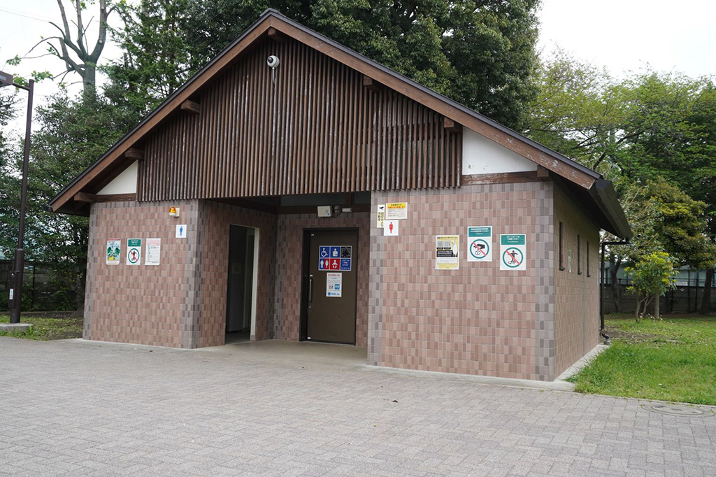 園内トイレ/都立和田堀公園(東京都/杉並区)