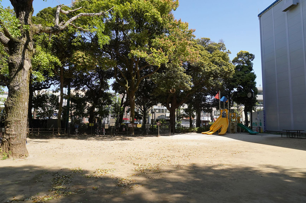 「遊びの広場」/蚕糸の森公園(東京都/杉並区)