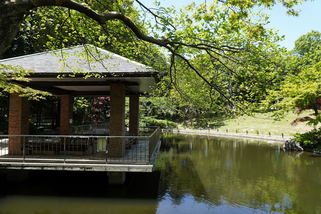 池のあずまや/蚕糸の森公園(東京都/杉並区)