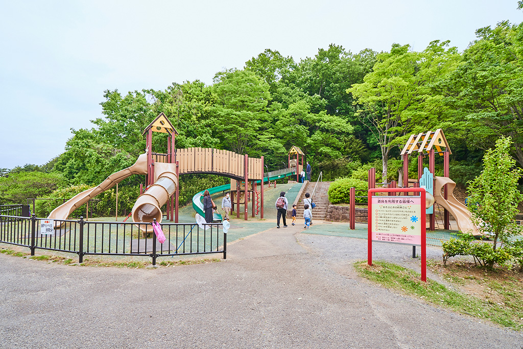 野球場複合遊具/稲城中央公園(東京都/稲城市)