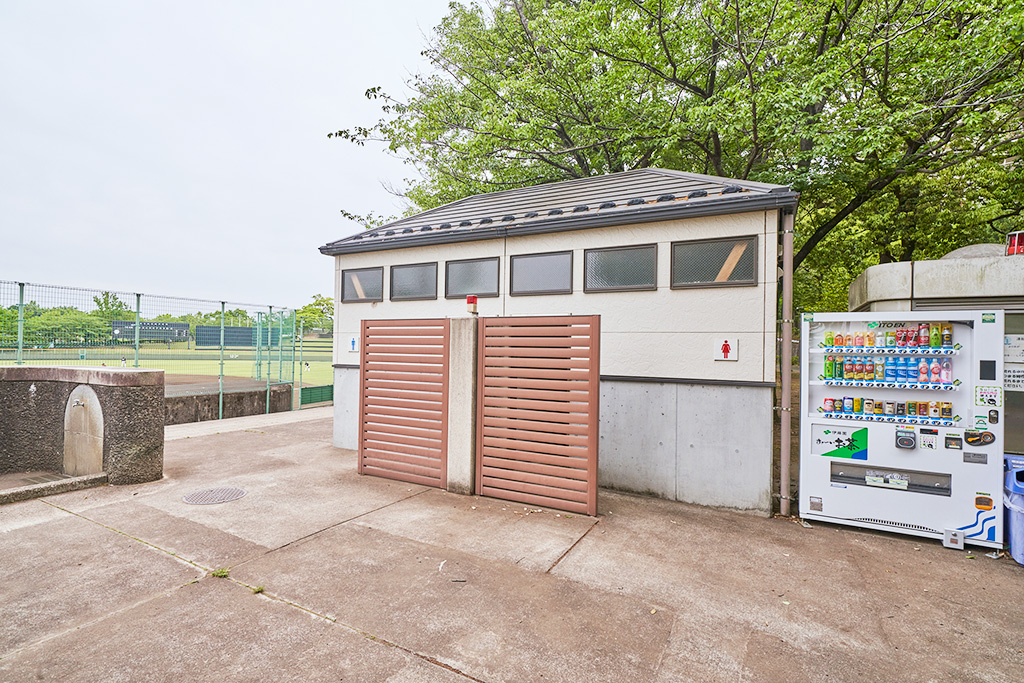 公園内トイレ/稲城中央公園(東京都/稲城市)