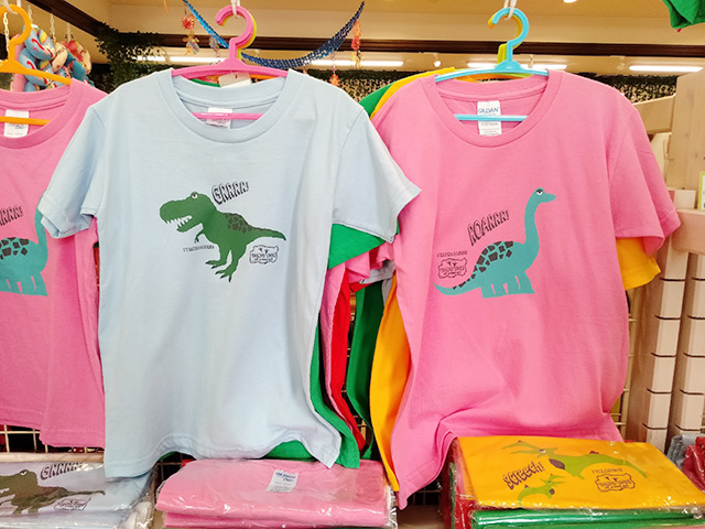 恐竜のTシャツ/伊豆ぐらんぱる公園(静岡県/伊東市)