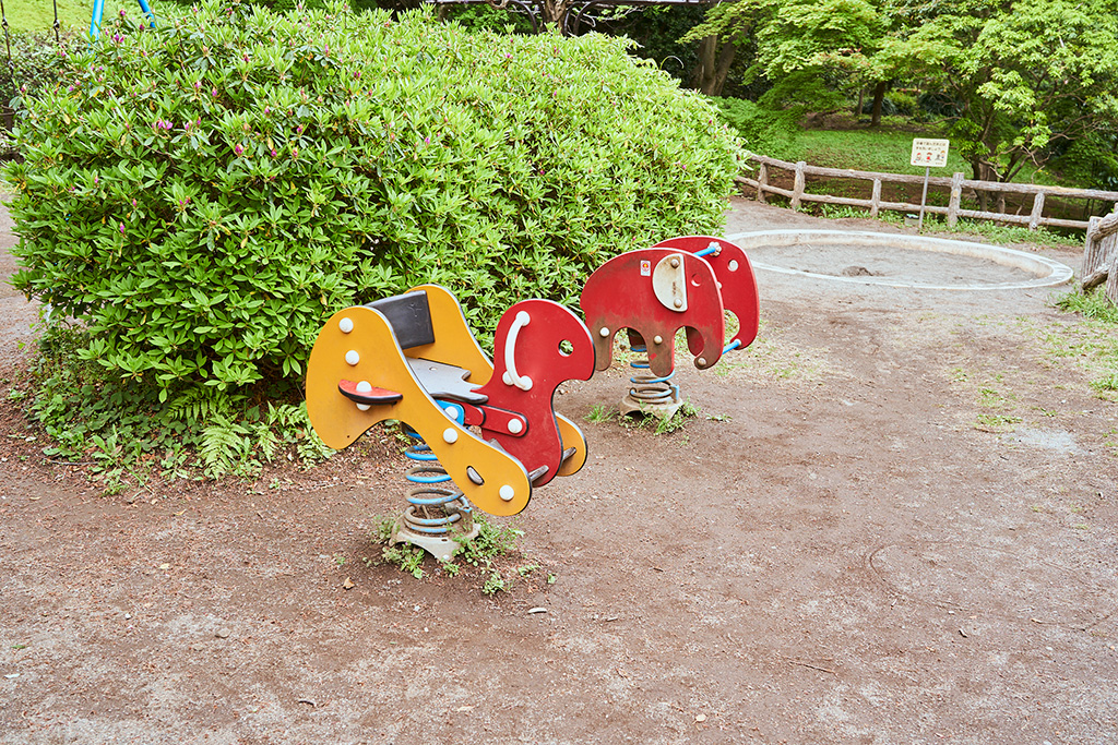 スプリング遊具/芹ヶ谷公園(東京都/町田市)