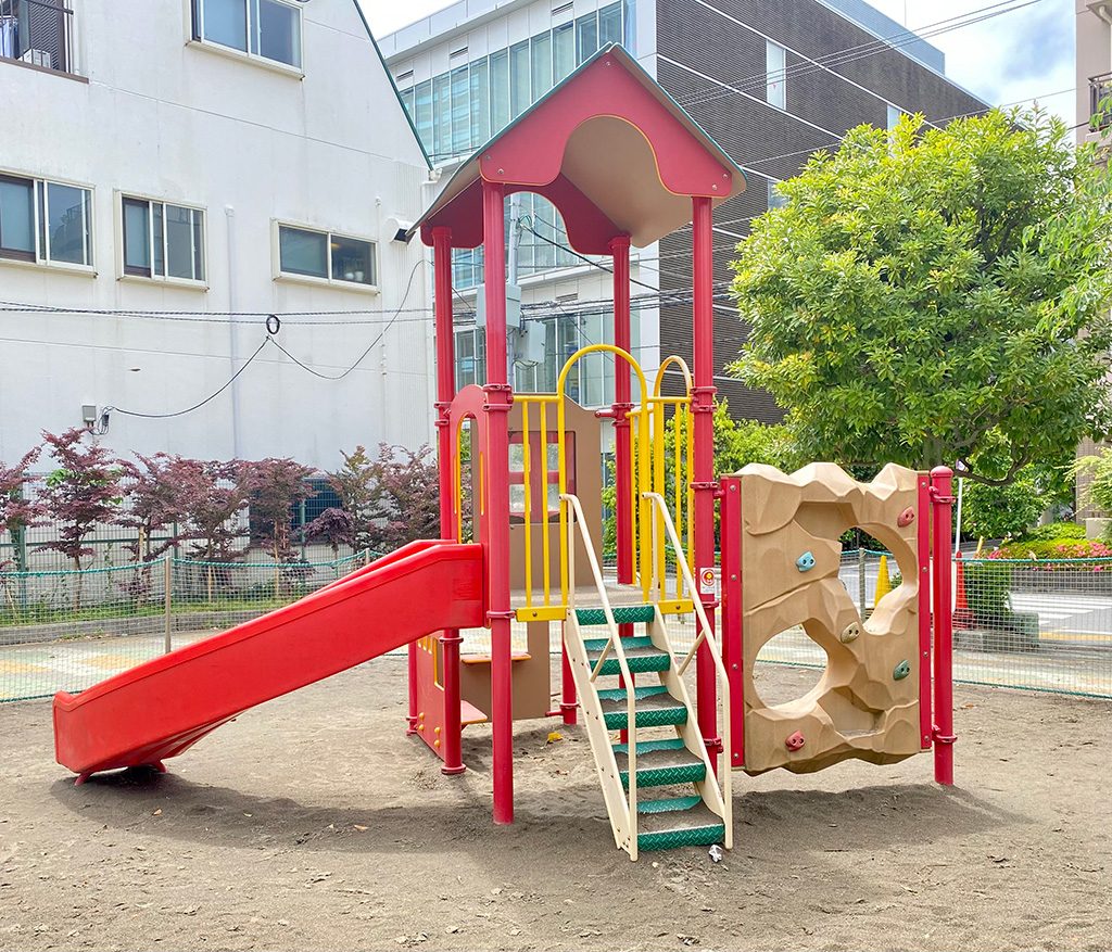 幼児向け複合遊具/大横川親水公園(東京都/墨田区)