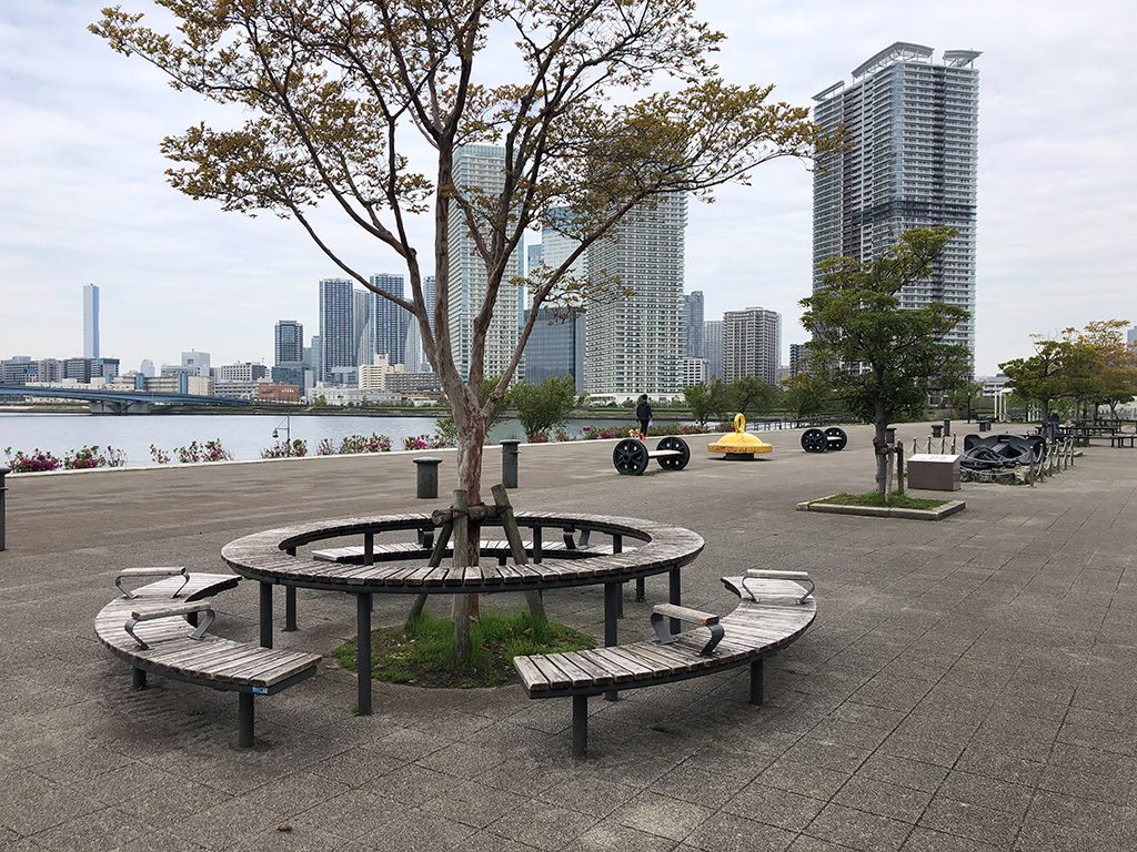 テーブル付きベンチ/豊洲公園(東京都/江東区)