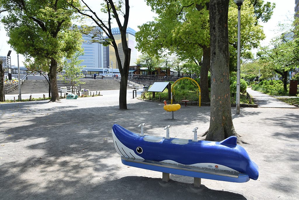 ロッキング遊具/隅田公園(東京都/墨田区、台東区)