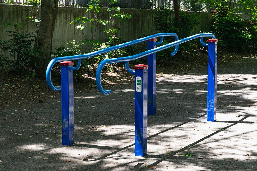 「ジョギング広場B」のパラレルスロープ/戸山公園(東京都/新宿区)
