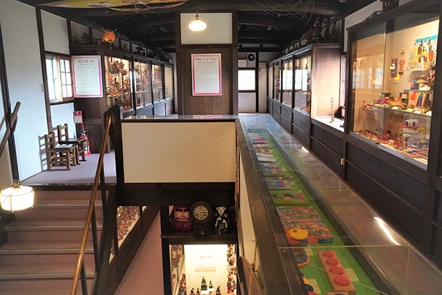 4号館2階には世界の玩具がズラリ/日本玩具博物館(兵庫県/姫路市)