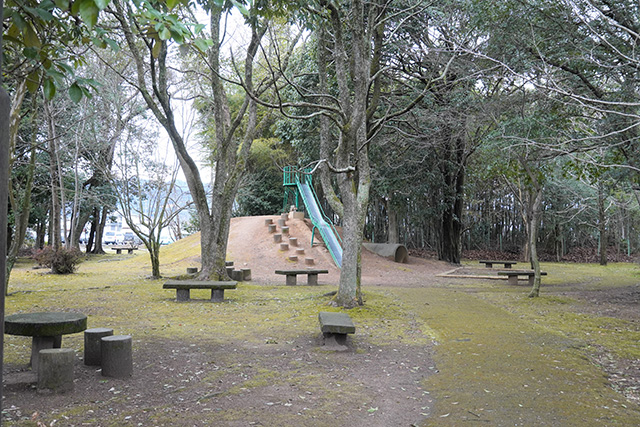 駐車場に隣接する中仁野公園/日本玩具博物館(兵庫県/姫路市)