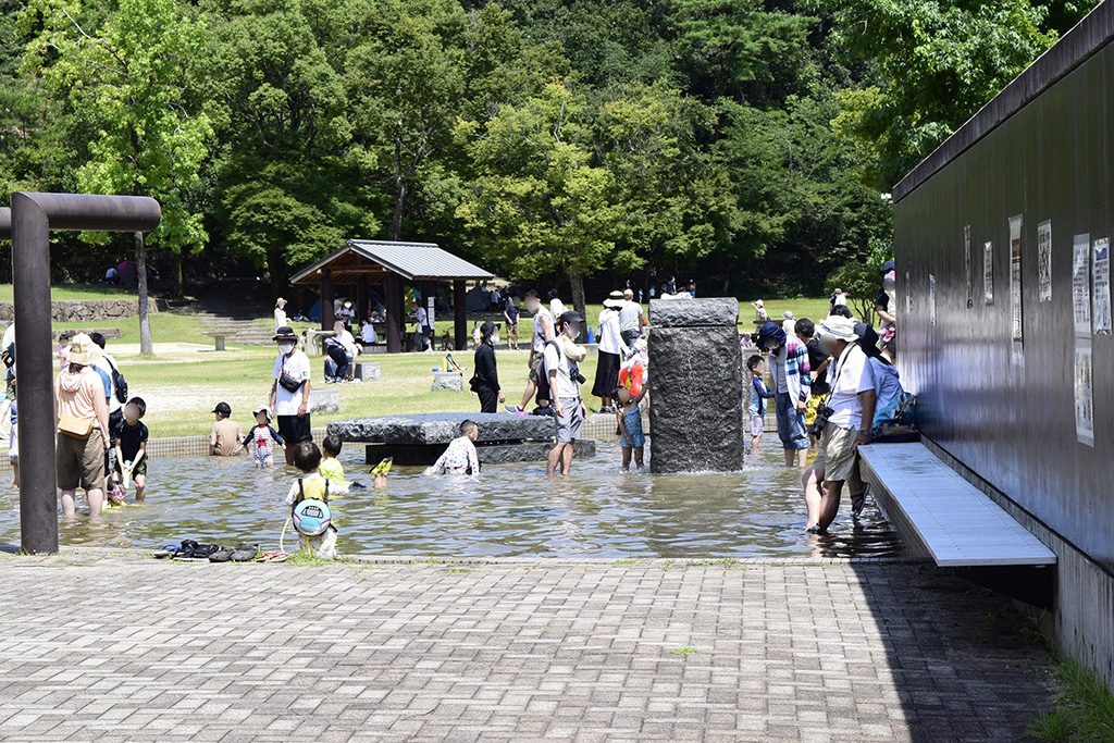 じゃぶじゃぶ池/宝が池公園(京都府/京都市)