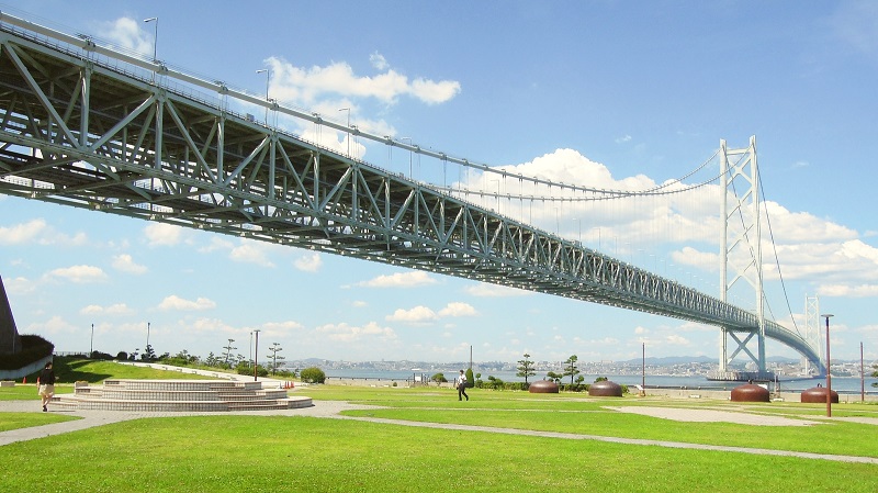 道の駅あわじ・松帆アンカレイジパークと明石海峡大橋(兵庫県/淡路市)
