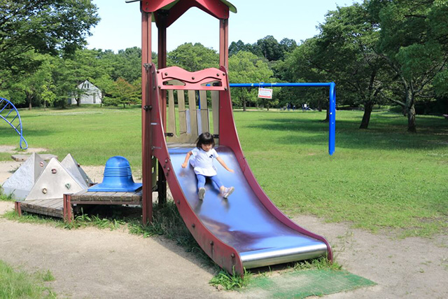 人気のすべり台(対象:3~12歳)/草津市ロクハ公園(滋賀県/草津市)