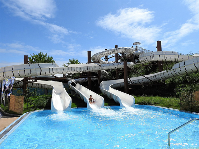 ウオータースライダー「タイガースプラッシュ」/東武動物公園(埼玉県/宮代町)