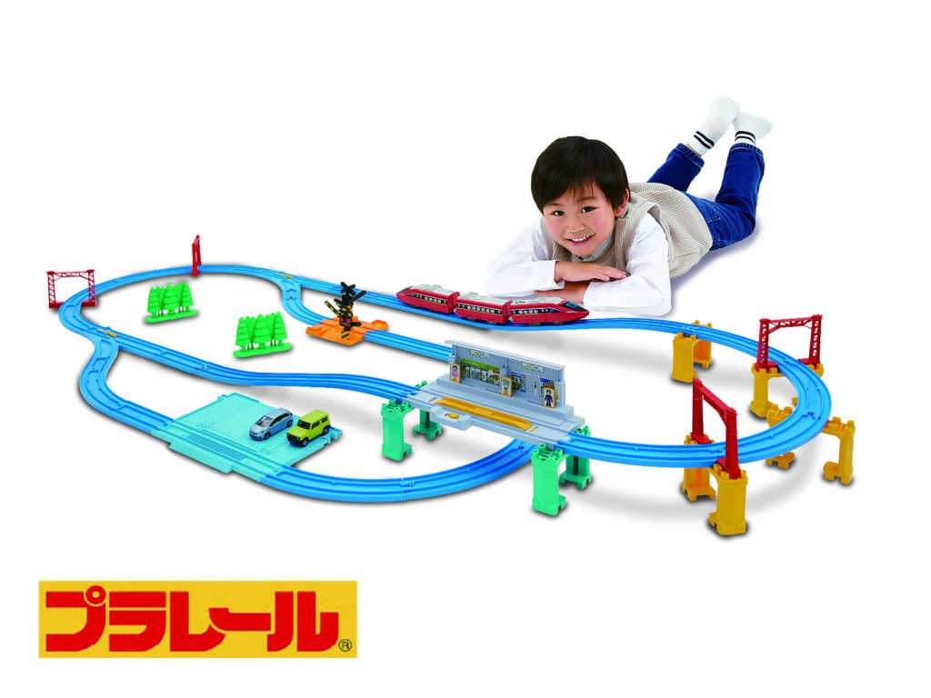 【プレゼント】タカラトミー「人気のあそびがギュッ!プラレールベストセレクションセット」を3名様に!【るるぶID会員限定】