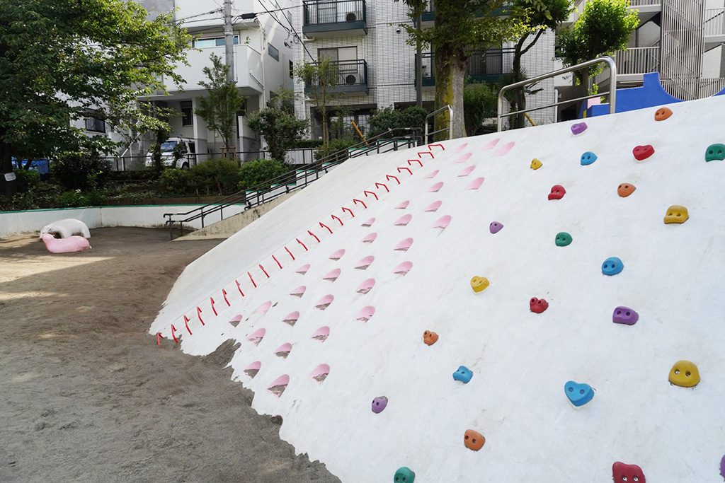 斜面遊具/恵比寿南二公園(東京都/渋谷区)