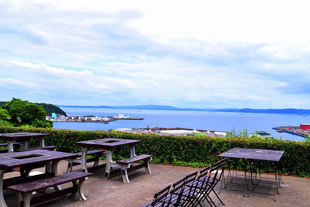 東京湾が一望できる開放感バツグンの天空BBQ/くりはま花の国(神奈川県/横須賀市)