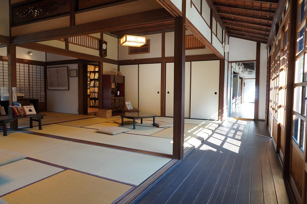 館内の様子/三鷹市星と森と絵本の家(東京都/三鷹市)