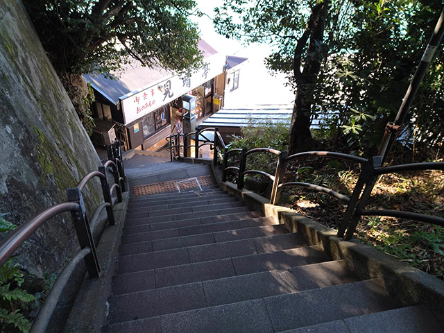 江の島岩屋への散策道(神奈川県/藤沢市)