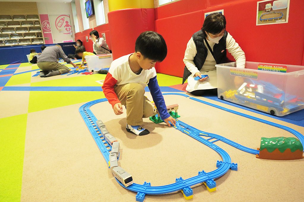 「プラレールで遊ぼう」コーナー/京王れーるランド(東京都/日野市)