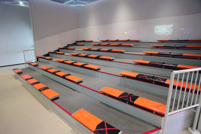 展示場3階のサイエンスショーコーナー/大阪市立科学館(大阪府)