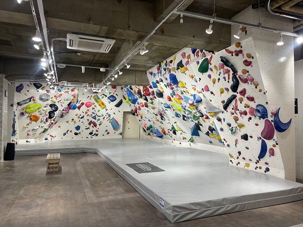 川崎ボルダリング・クライミングジムBOULCOM川崎店(神奈川県)