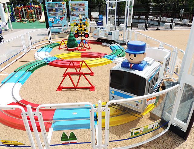 コインで動く小型の遊具/あらかわ遊園(東京都/荒川区)