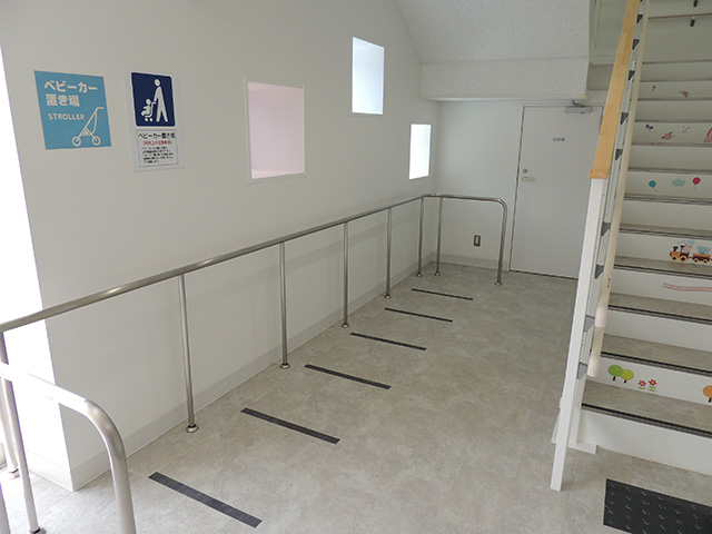 ベビーカー置き場を設置している施設も多数/あらかわ遊園(東京都/荒川区)