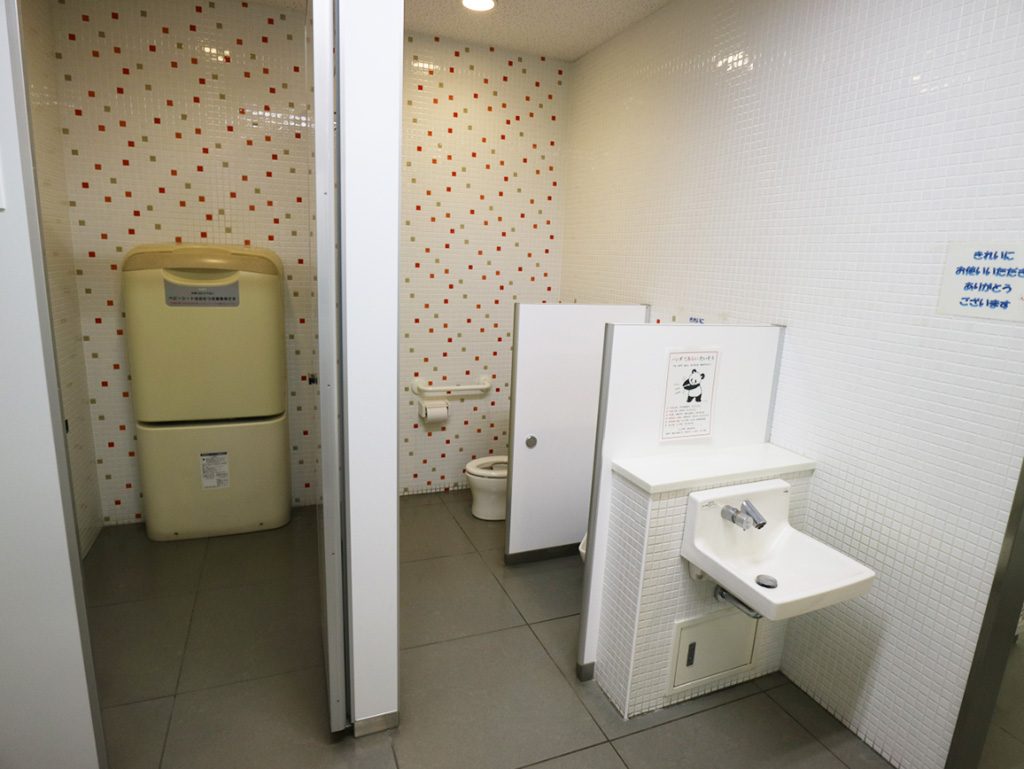 オムツ交換台や子ども用トイレ/東武博物館(東京都/墨田区)