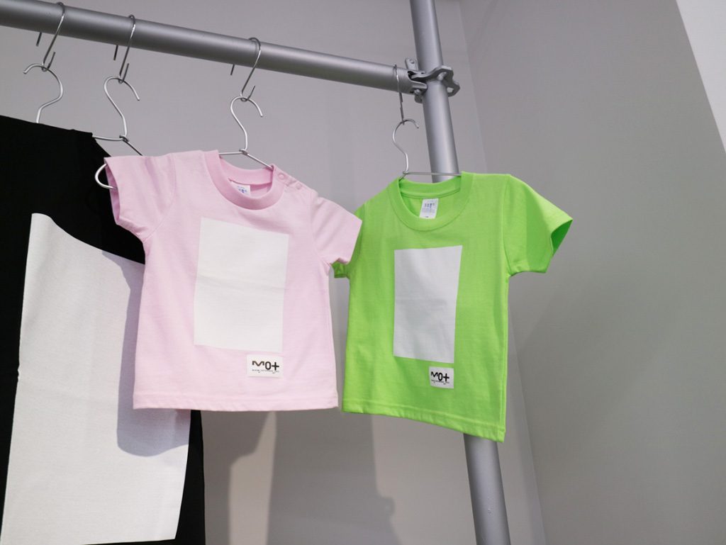 人気のMOTキャンバスTシャツ(キッズサイズ)/東京都現代美術館(江東区)