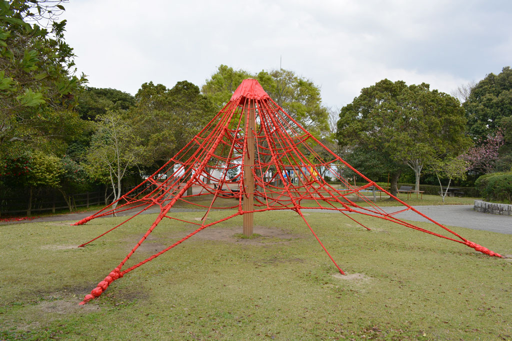 ザイルクライミング/島根県立万葉公園