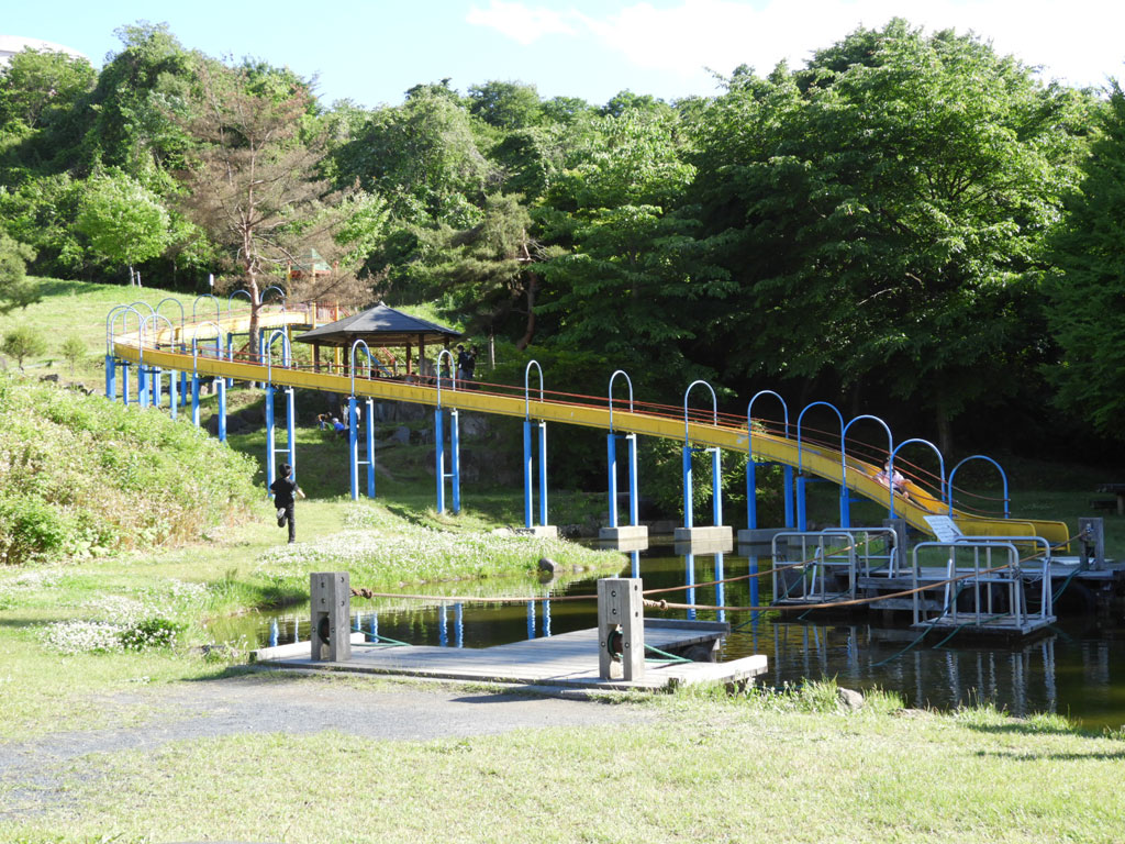 全長47mのローラー滑り台/一関運動公園(岩手県)