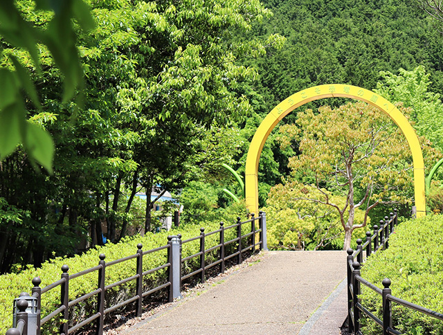 恐竜の国へのルート/平成榛原子供のもり公園(奈良県/宇陀市)