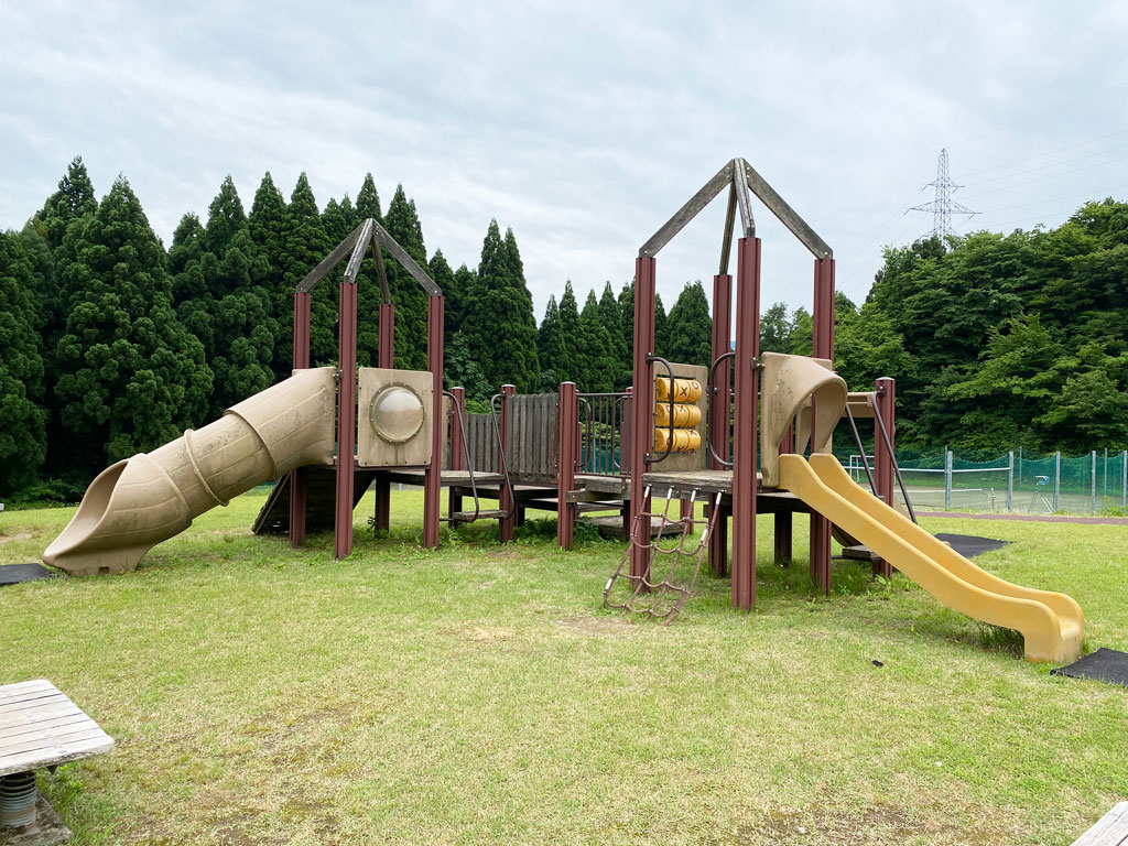 幼児も安心して遊べるコンビネーション遊具/割山森林公園天湖森(富山市)