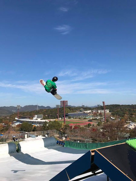 スキースノーボードジャンプ台/こざかなくんスポーツパークびんご(尾道市)