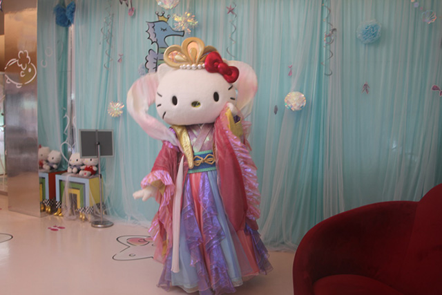 「乙姫姿のハローキティ」/HELLO KITTY SMILE(兵庫県/淡路市)