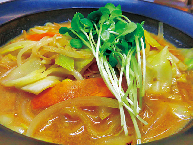 野菜炒め味噌ラーメン/道央自動車道 輪厚PA(北海道)