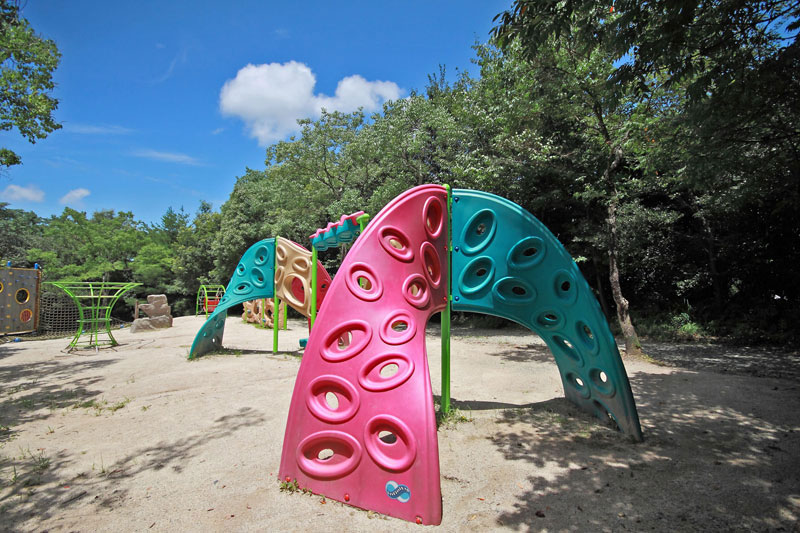 くにゃくにゃクライマー/東平尾公園(福岡市博多区)