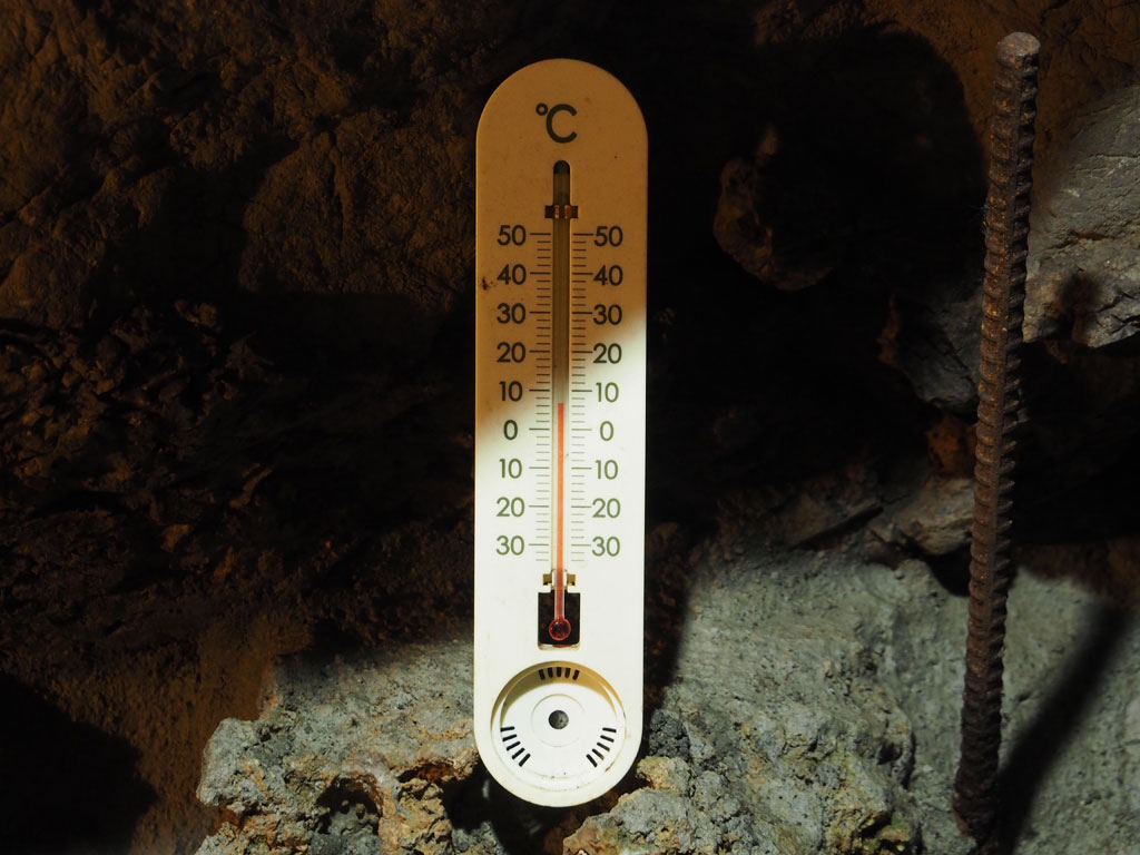 洞内はだいたい11~13℃前後/大岳鍾乳洞(東京都/あきる野市)