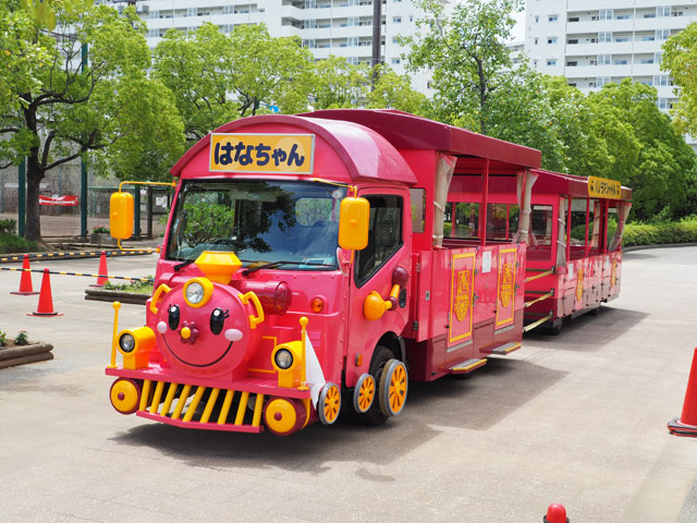 園内周遊バスの「パノラマシャトル」/総合レクリエーション公園(東京都/江戸川区)