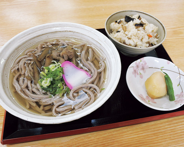とりごぼう牧水そば定食/道の駅 とうごう(宮崎県/日向市)