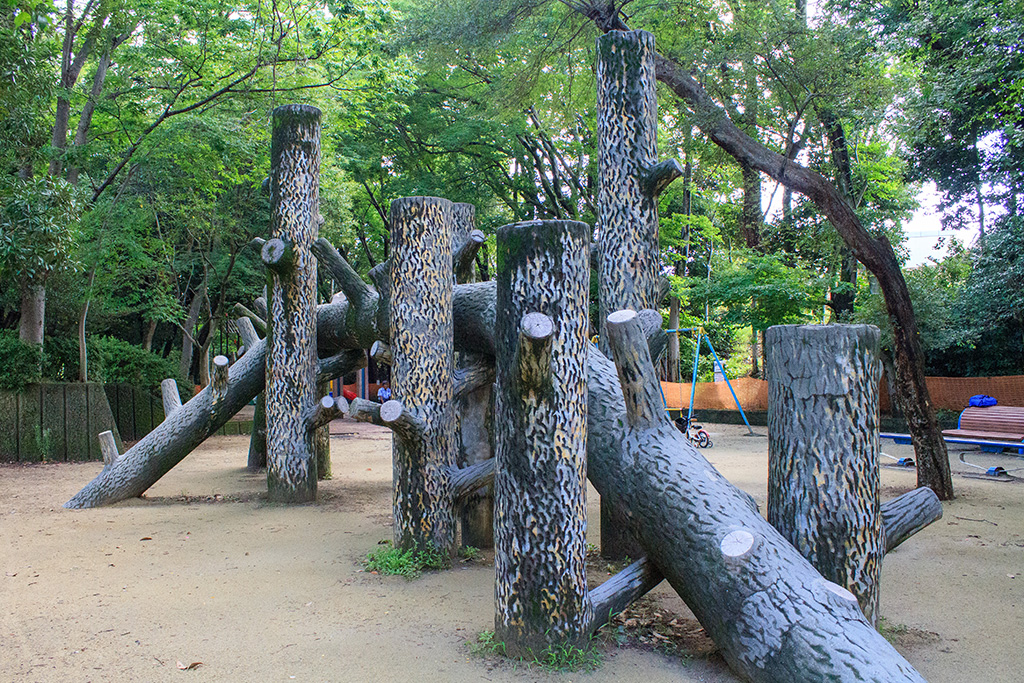 木の大型遊具/西河原公園 (大阪府/茨木市)