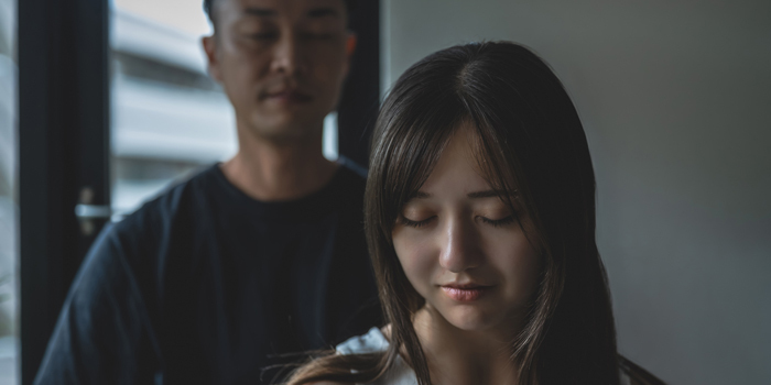 不倫発覚後の夫婦関係修復は可能？やるべきことや修復が難しい場合の対処法を解説