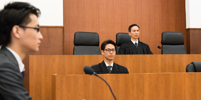 不倫裁判とは？メリット・デメリットから有利に進めるコツまで解説