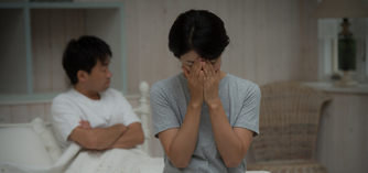 レイノーは浮腫を引き起こす可能性があります