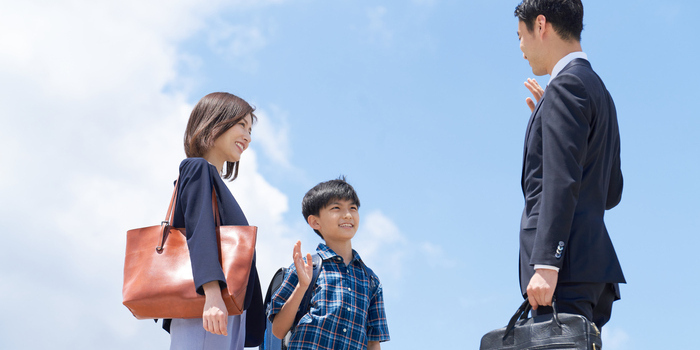 【2026年4月施行】共同親権とは？単独親権との違いやメリット・デメリットを解説