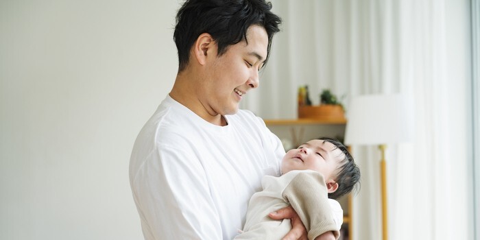 離婚で父親が親権を取るには？親権者になるポイントや手続きを解説