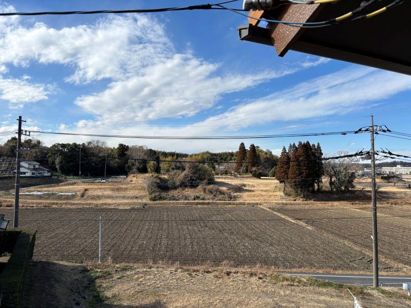 千葉県茂原市早野の売買物件/バルコニーから湖反対側の風景。