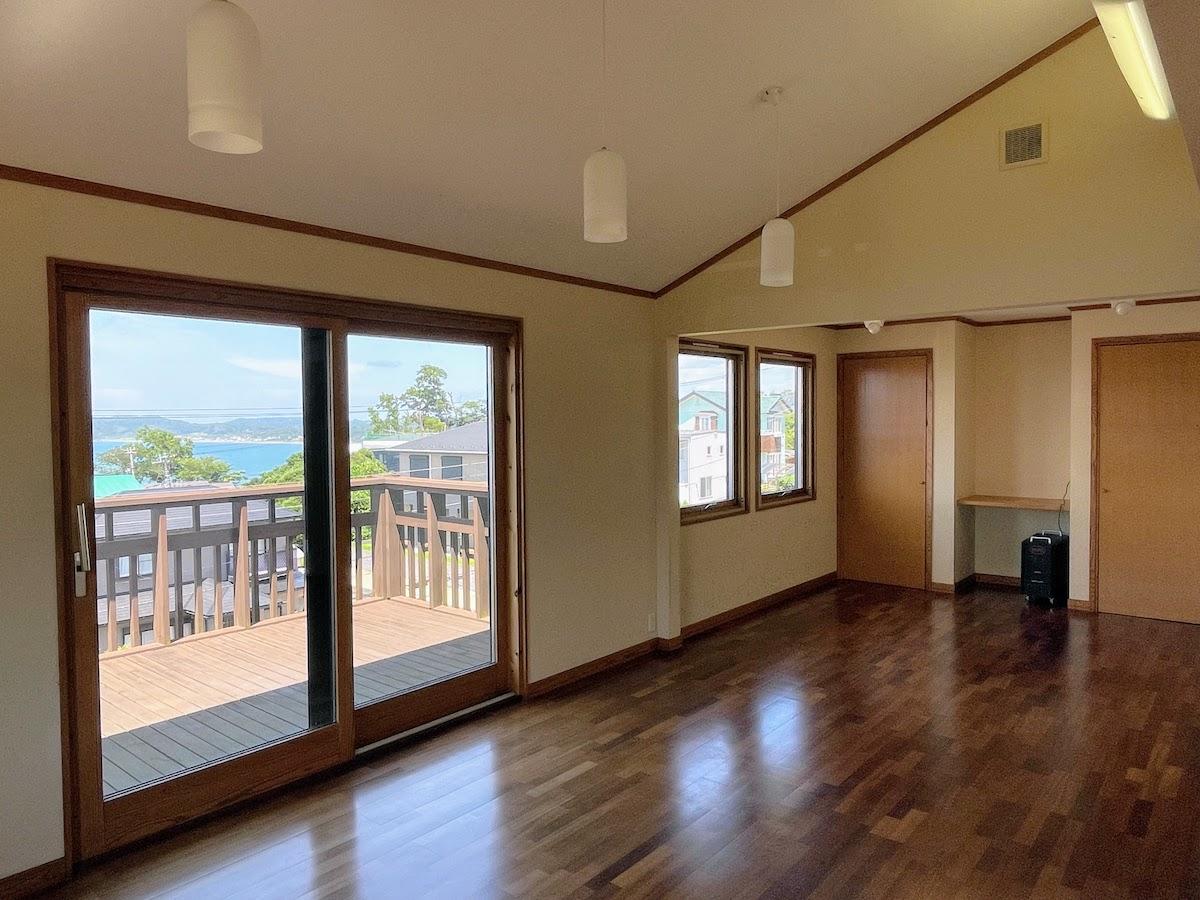 千葉県富津市竹岡の売買物件/元々はレストランフロアだった、２階のLDKと居室