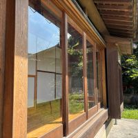 大網白里市萱野の売買物件/内も外も建具は木製