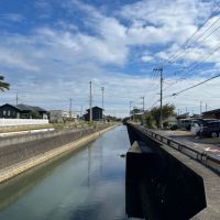 千葉県長生郡一宮町東浪見の売買物件/物件から海までは橋を通るためU字にぐるりと歩く